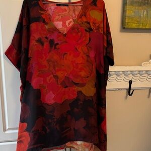 Bryn Walker. Floral blouse O/S
